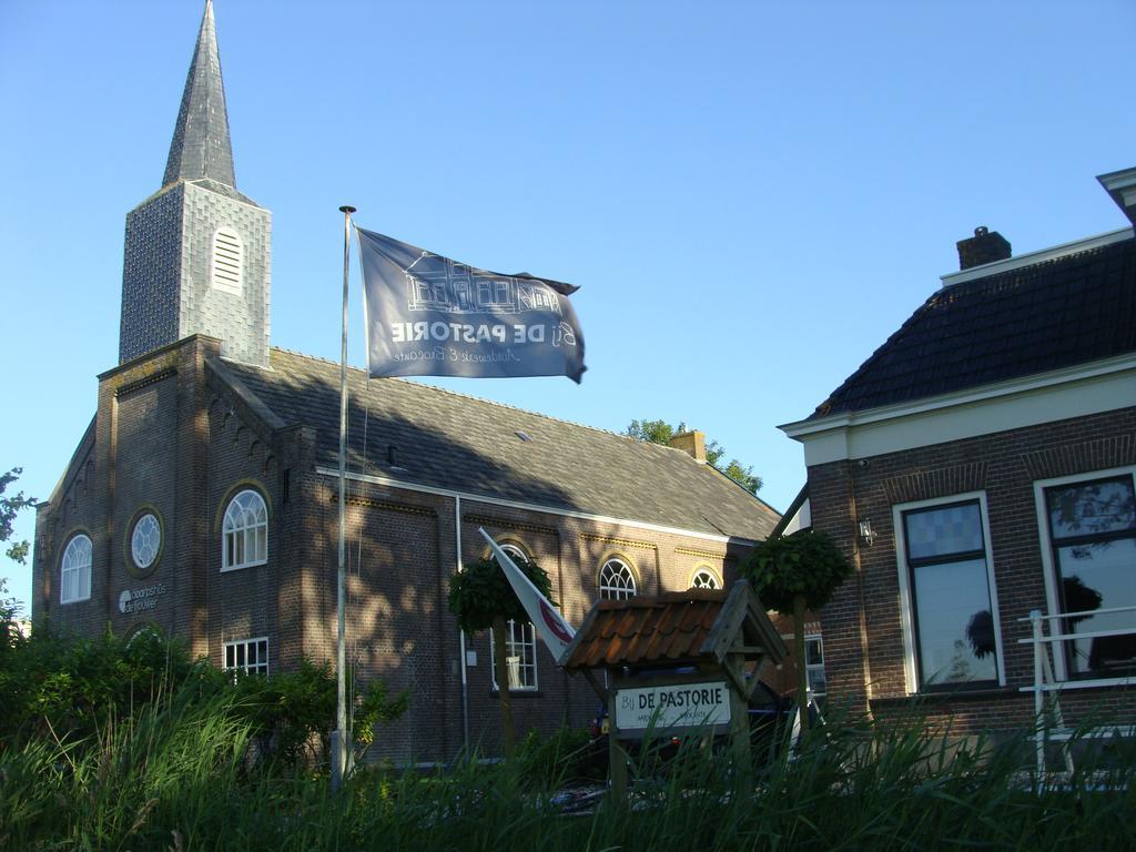 B&B De Pastorie Bij Dokkum Reitsum Eksteriør bilde